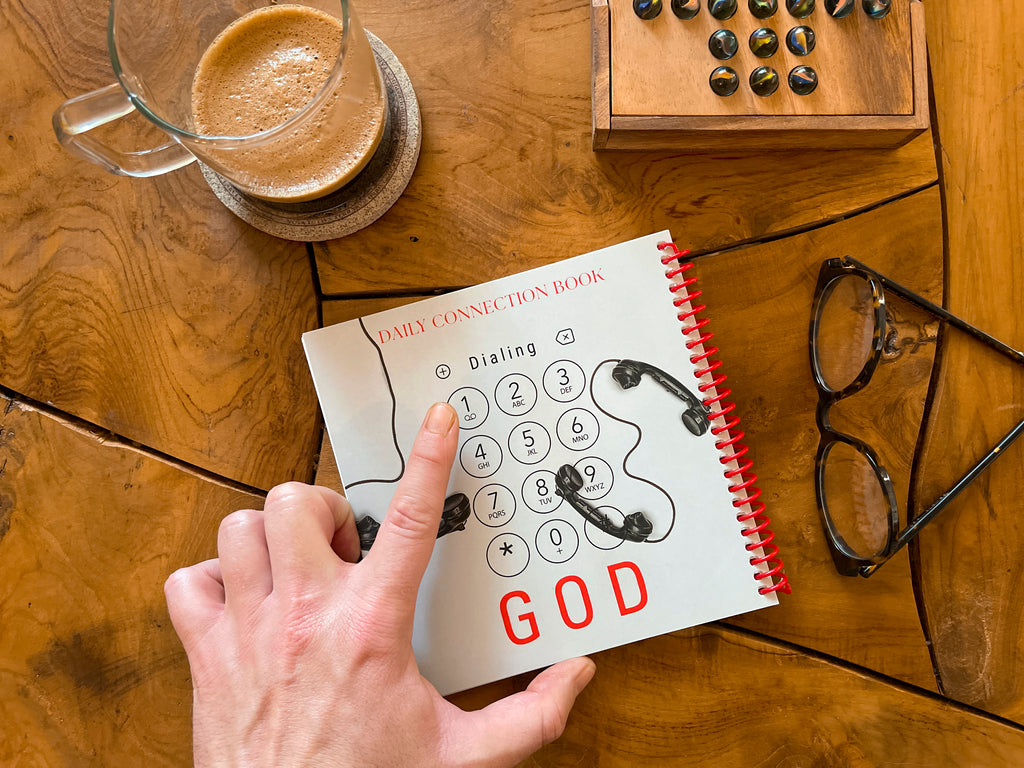 Dialing God: Daily Connection Book (English, Paperback)
