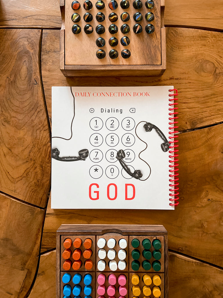 Dialing God: Daily Connection Book (English, Paperback)